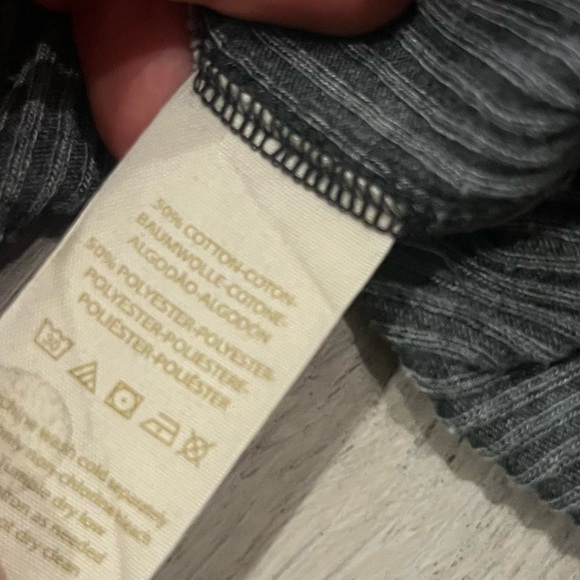 Free People Oversized Gray Long Sleeve - Picture 4 of 6